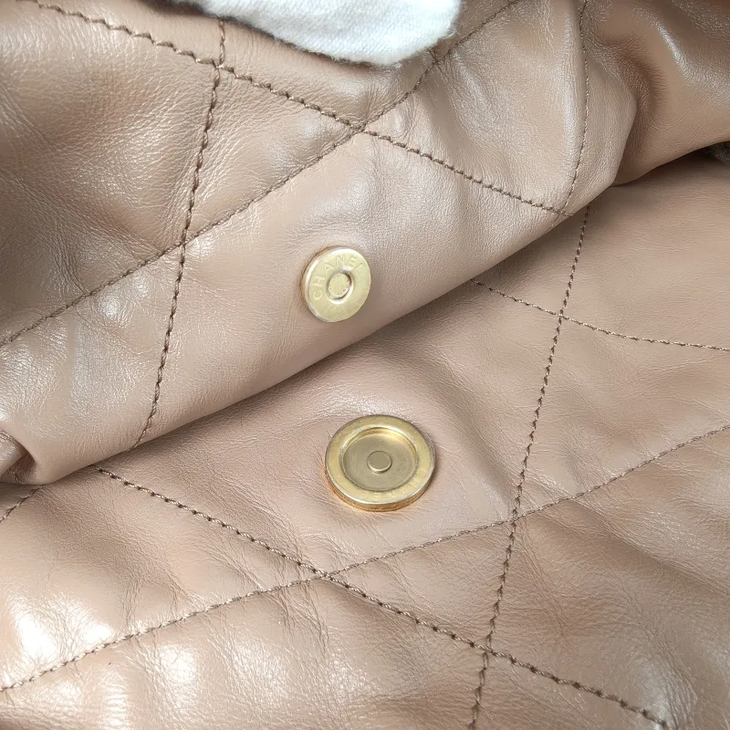 Chanel Shoulder Bag22Bag Taupe Calfskin Small35 × 7 × 37 cm — detail view 17 of 17