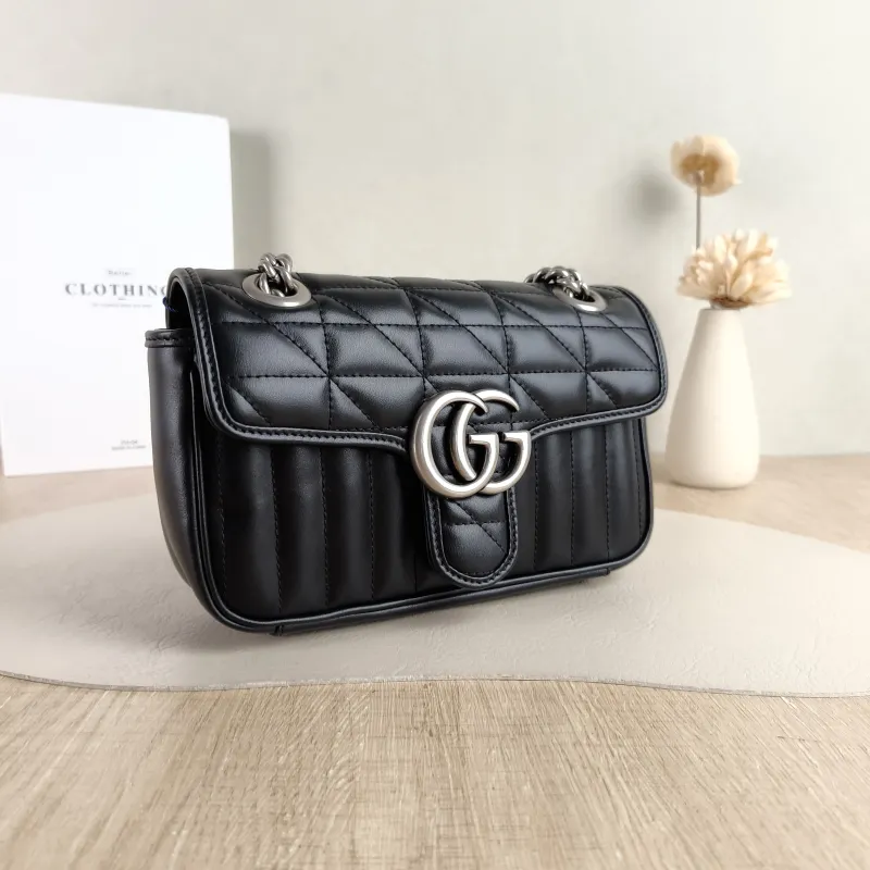 GUCCI Crossbody Bag GG Marmont Small Marmont 22 Calfskin Small 22 × 6 × 13 cm — cover view 3 of 5