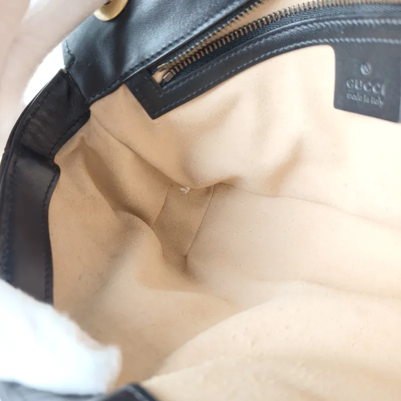 GUCCI Crossbody Bag GG Marmont Medium Marmont 26 Black CC alfskin Medium 26 × 7 × 15 cm — detail view 11 of 12