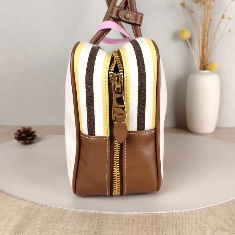 Miumiu Top Handle Bag Beau Colorblock Canvas · Calfskin Large 34 × 10 × 23 cm — detail view 5 of 11