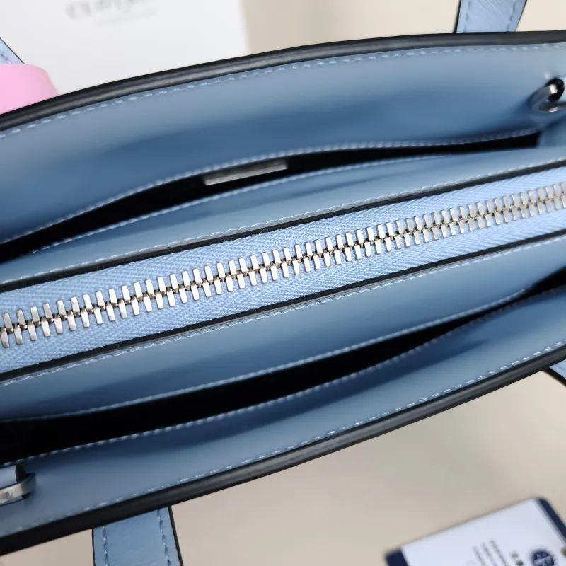 PRADA Shoulder Bag Re-Edition 1995 Crossbody Bag Blue One Size22 × 7 × 15 cm — detail view 2 of 14