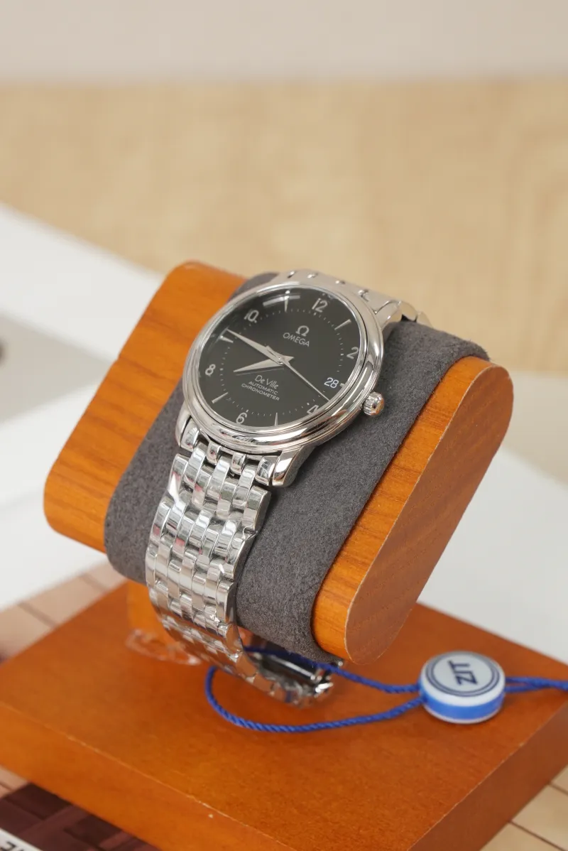 OMEGA Watch 35㎜ — cover view 4 of 7