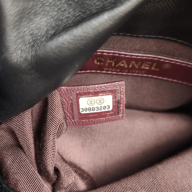 Chanel Crossbody Bag Crossbody Bag Black Lambskin One Size12 × 11 × 18 cm — detail view 8 of 12