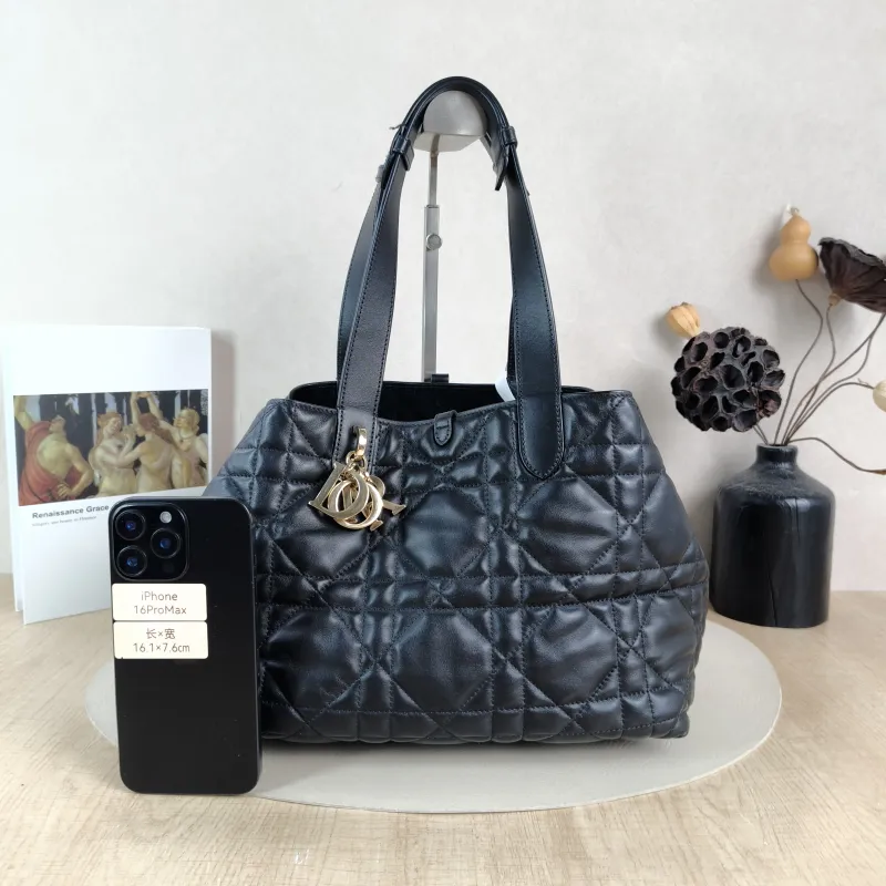 DIOR Top Handle Bag TOUJOURS Black Calfskin Medium28.5 × 17 × 21.5 cm — cover view 3 of 5