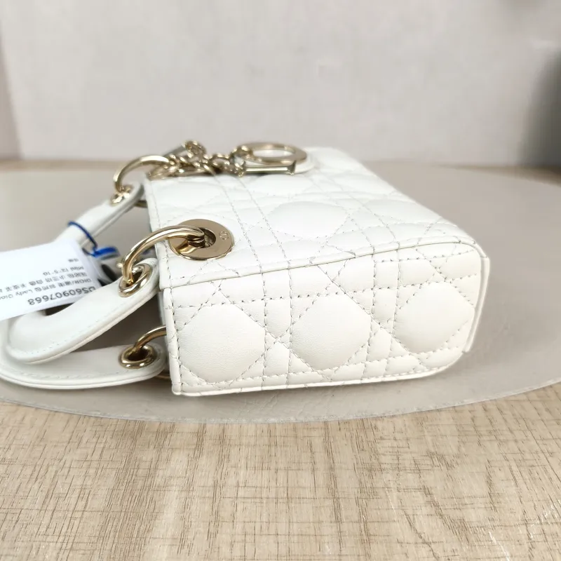 DIOR Crossbody Bag Lady Lady Dior Bag White Lambskin Mini 12 × 5 × 10 cm — detail view 3 of 11