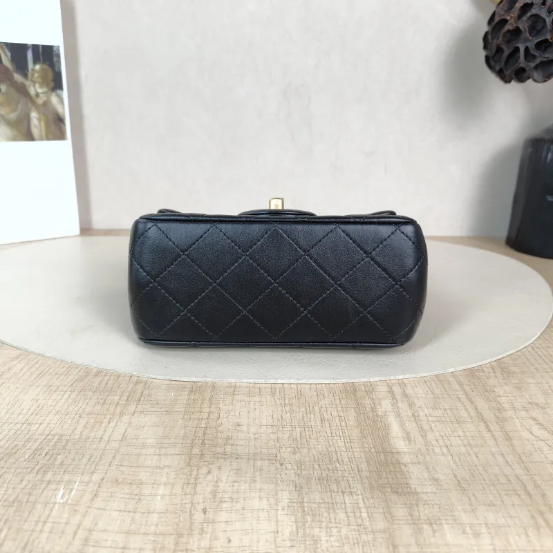 Chanel Crossbody Bag Black with Gold-Tone Hardware Lambskin Mini 17 × 8 × 12 cm — cover view 2 of 5