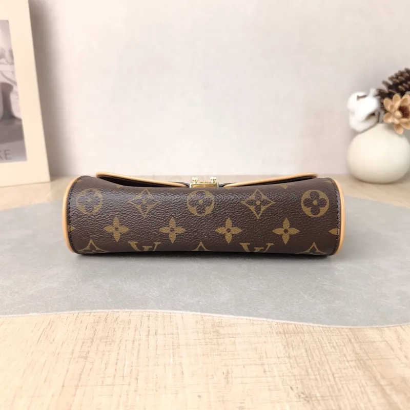 Louis Vuitton Crossbody Bag POCHETTE CAMILLE Monogram PVC 20.5 × 6 × 11 cm — cover view 5 of 6