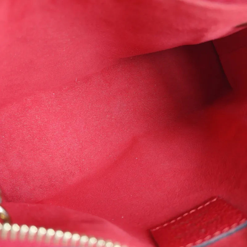 Louis Vuitton Crossbody Bag Surène BB Chain Bag Red Monogram PVC · Calfskin BB 24 × 11 × 17 cm — detail view 4 of 11