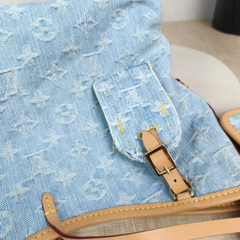 Louis Vuitton Crossbody Bag Carryall Blue Small29 × 12 × 24 cm — detail view 5 of 14