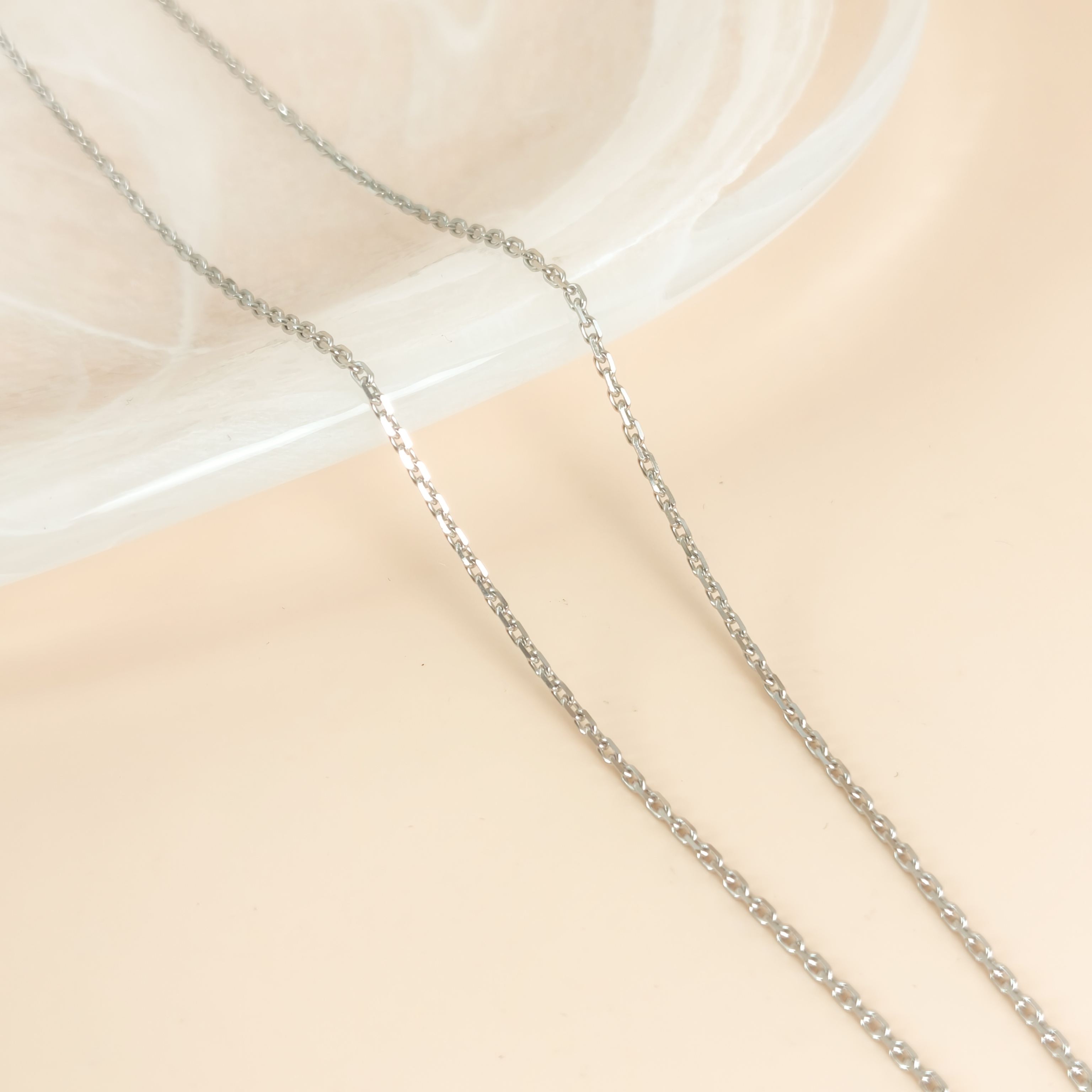 Van Cleef & Arpels Necklace Alhambra White Gold18KW hite Gold Diamond Vintage Small41.5cm — cover view 5 of 10