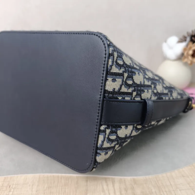 DIOR Shoulder Bag star Bucket Bucket Bag Blue Canvas Small 24 × 15 × 24 cm — detail view 5 of 12