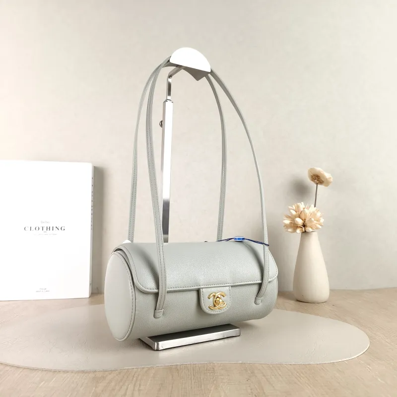Chanel Crossbody Bag Bowling Bag Green Calfskin 20 × 10 × 10 cm Microchip Edition — cover view 4 of 4
