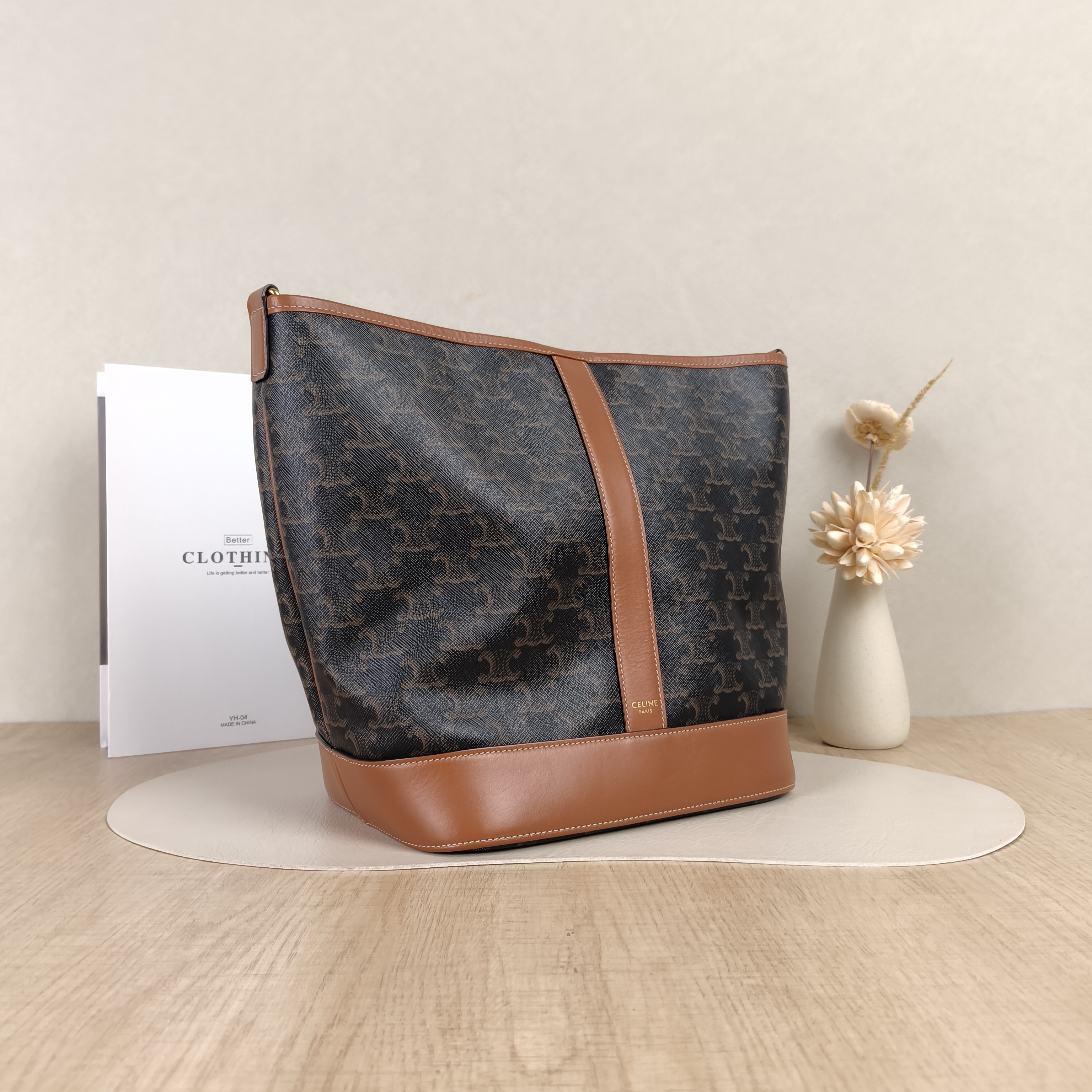 CELINE Crossbody Bag Triomphe Bucket Bag Medium — cover view 4 of 5