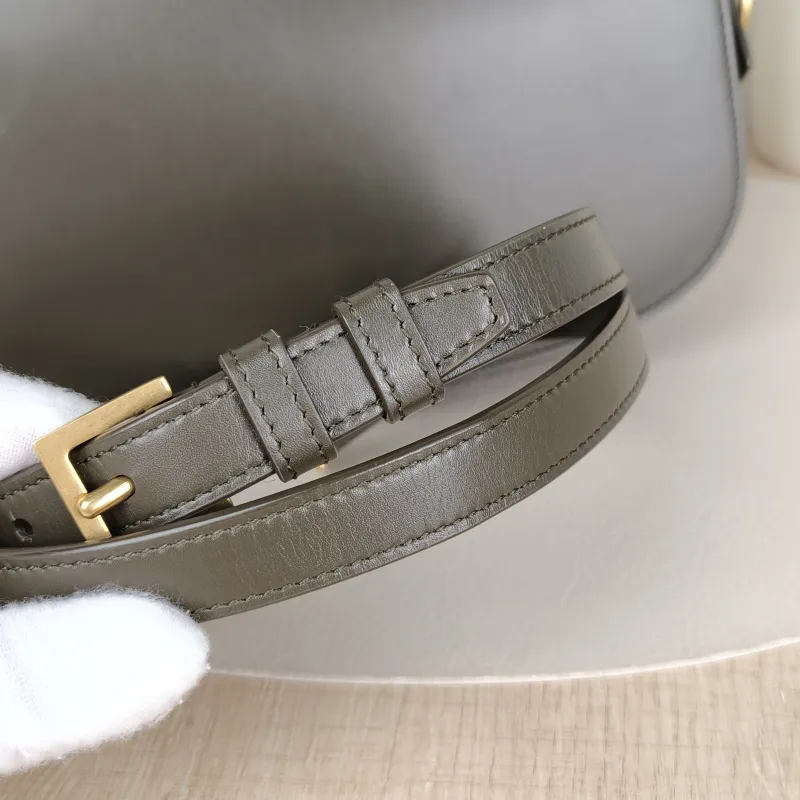 SAINT LAURENT Shoulder Bag VOLTAIRE Calfskin 24 × 6 × 14 cm — detail view 5 of 12