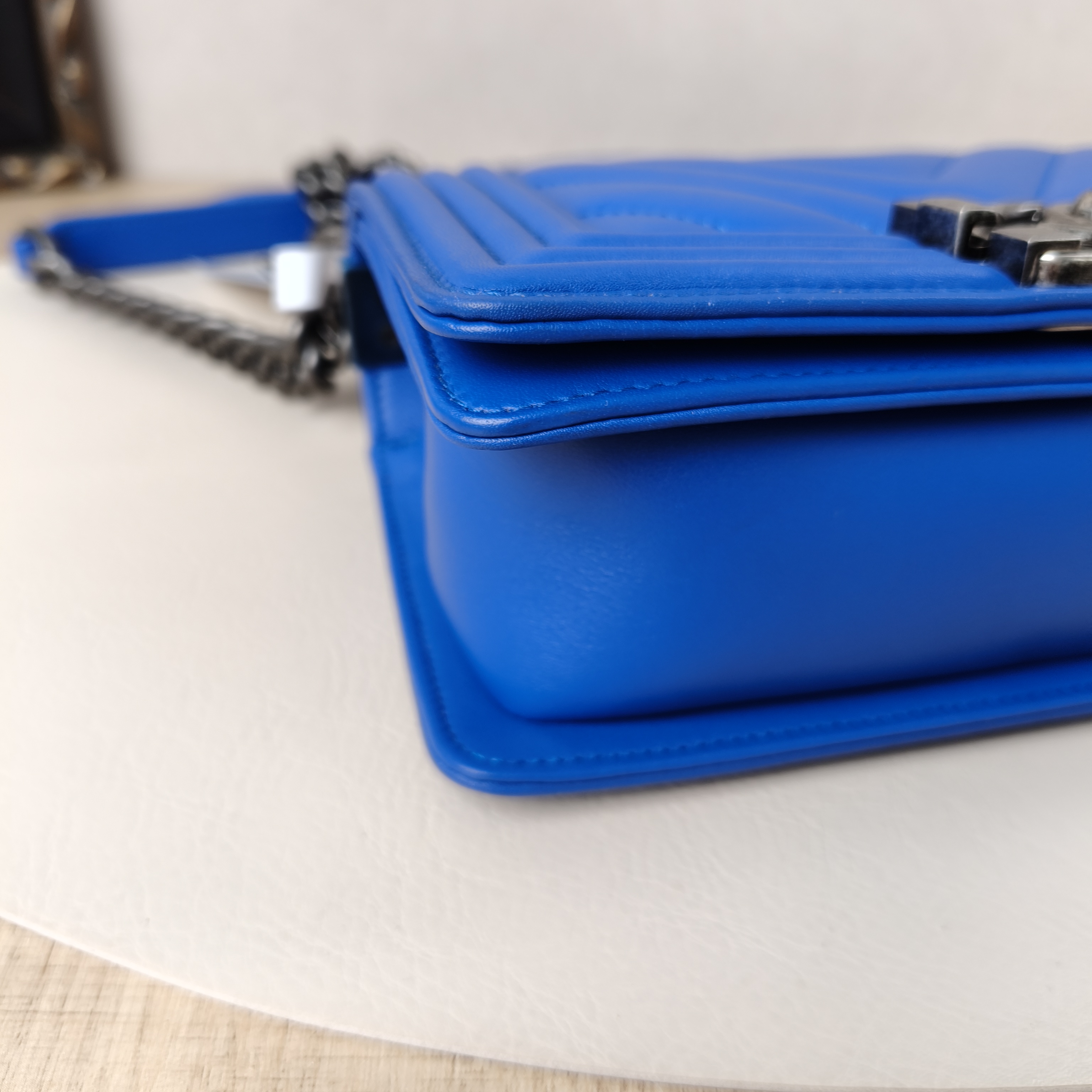Chanel Crossbody Bagv leboy Blue Calfskin Small20.5 × 8.5 × 12 cm — cover view 9 of 10