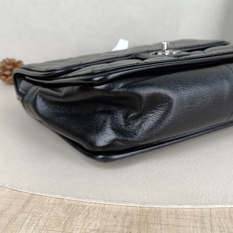 Chanel Crossbody Bag cf Collection Crossbody Bag Black Calfskin 25 × 10 × 18 cm 18 — detail view 14 of 15