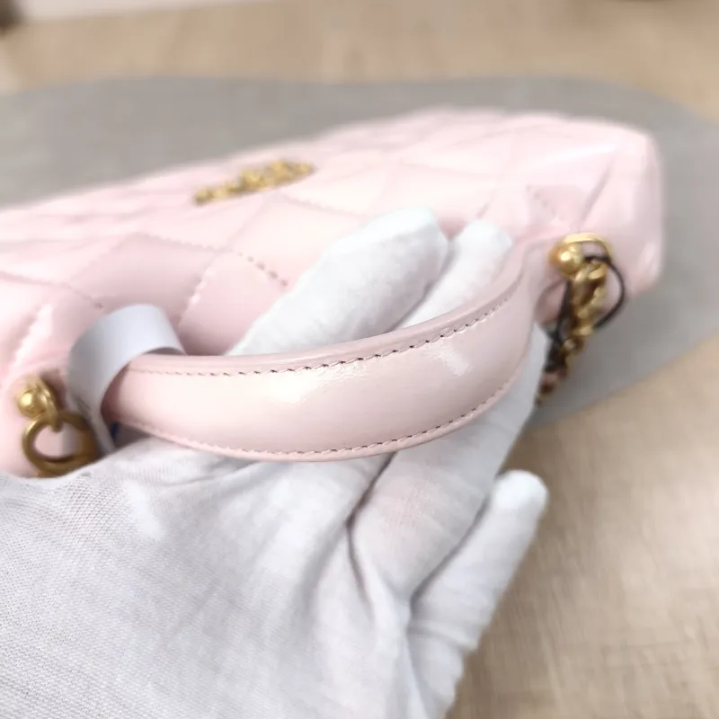 Chanel Crossbody Bag26c lp Vanity Case Bag Pink Calfskin One Size19.5 × 5 × 17 cm — detail view 3 of 19