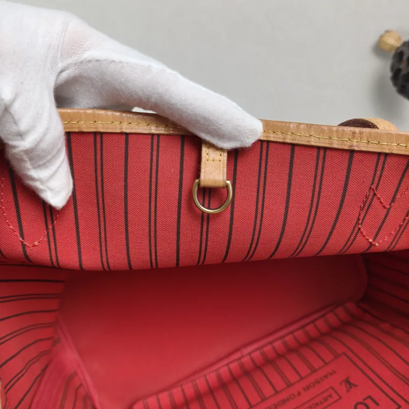 Louis Vuitton Shoulder Bag Neverfull Monogram PVC Medium 31 × 14 × 28 cm — detail view 9 of 12