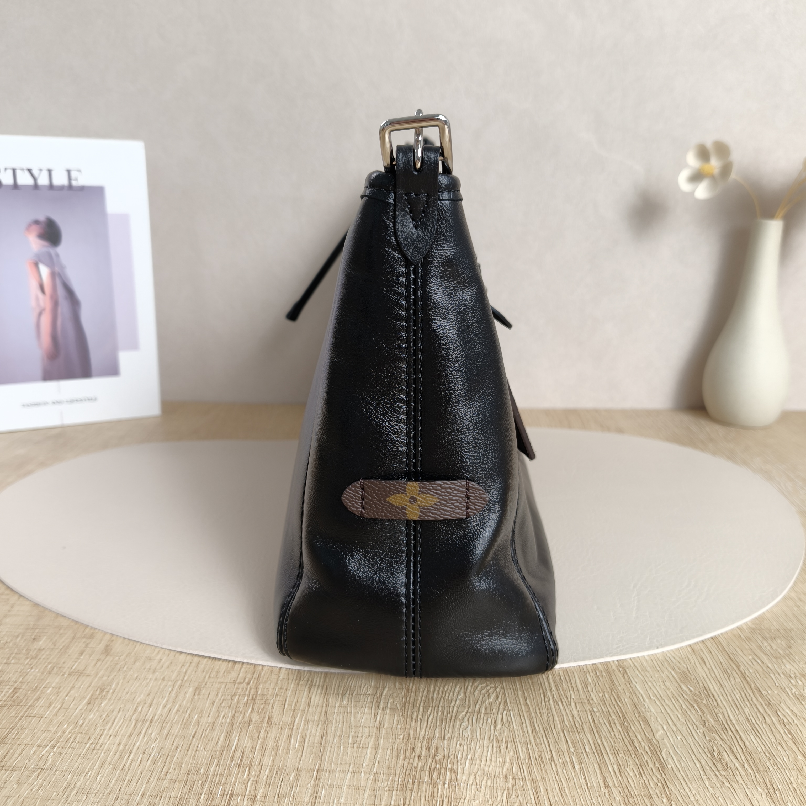 Louis Vuitton Shoulder Bag Carryall East West Black Lambskin36 × 10 × 19 cm — cover view 3 of 12