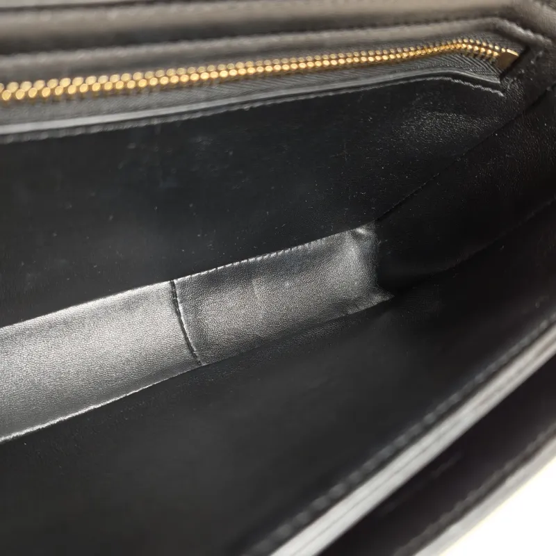 CELINE Crossbody Bag Teen Triomphe Black CC alfskin Small18.5 × 6 × 14 cm — detail view 12 of 13