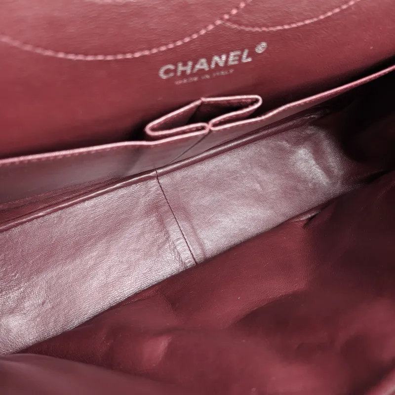 Chanel Shoulder Bag 2.55 Black Calfskin Large 31.5 × 10 × 20 cm 13 — detail view 10 of 13