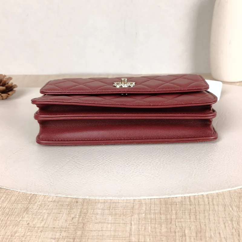 Chanel Crossbody Bag C woc Burgundy Lambskinmini19.2 × 3.5 × 12.3 cm — cover view 3 of 5