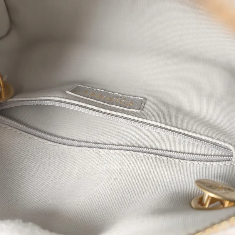 Chanel Shoulder Bag 25k Bowling Bag Silver Calfskin Small 24 × 11.5 × 15.5 cm — detail view 9 of 14