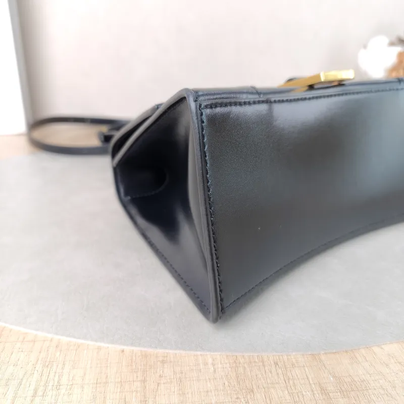 BALENCIAGA Crossbody Bag Hourglass Hourglass Bag Black Calfskin S 23 × 10 × 14 cm — detail view 7 of 14
