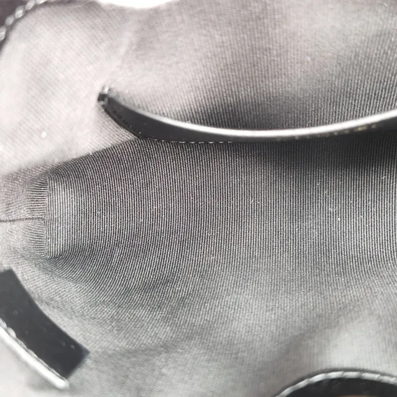 Chanel Crossbody Bag31Bag Beige · Black Waxed Leathernano19 × 5 × 12 cm — detail view 7 of 14