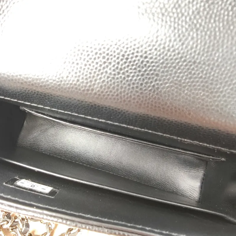 Chanel Top Handle Bag Coco Handle​Black Grained Calfskin Mini14.5 × 5.5 × 11.5 cm — detail view 19 of 22