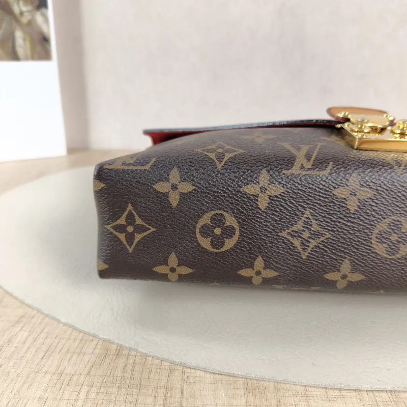 Louis Vuitton Shoulder Bag Pallas Chain Chain Bag Red PVC 26 × 6 × 17 cm — detail view 5 of 11