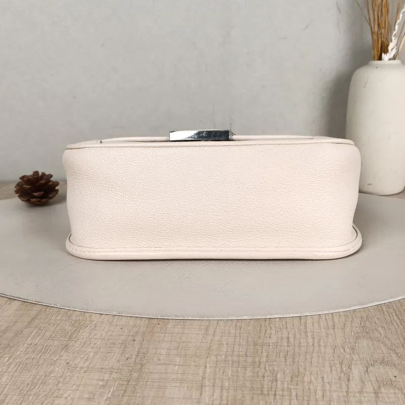 Louis Vuitton Shoulder Bag BUCI Beige Epi Embossed Calfskin 24.5 × 9 × 15.5 cm — cover view 3 of 5