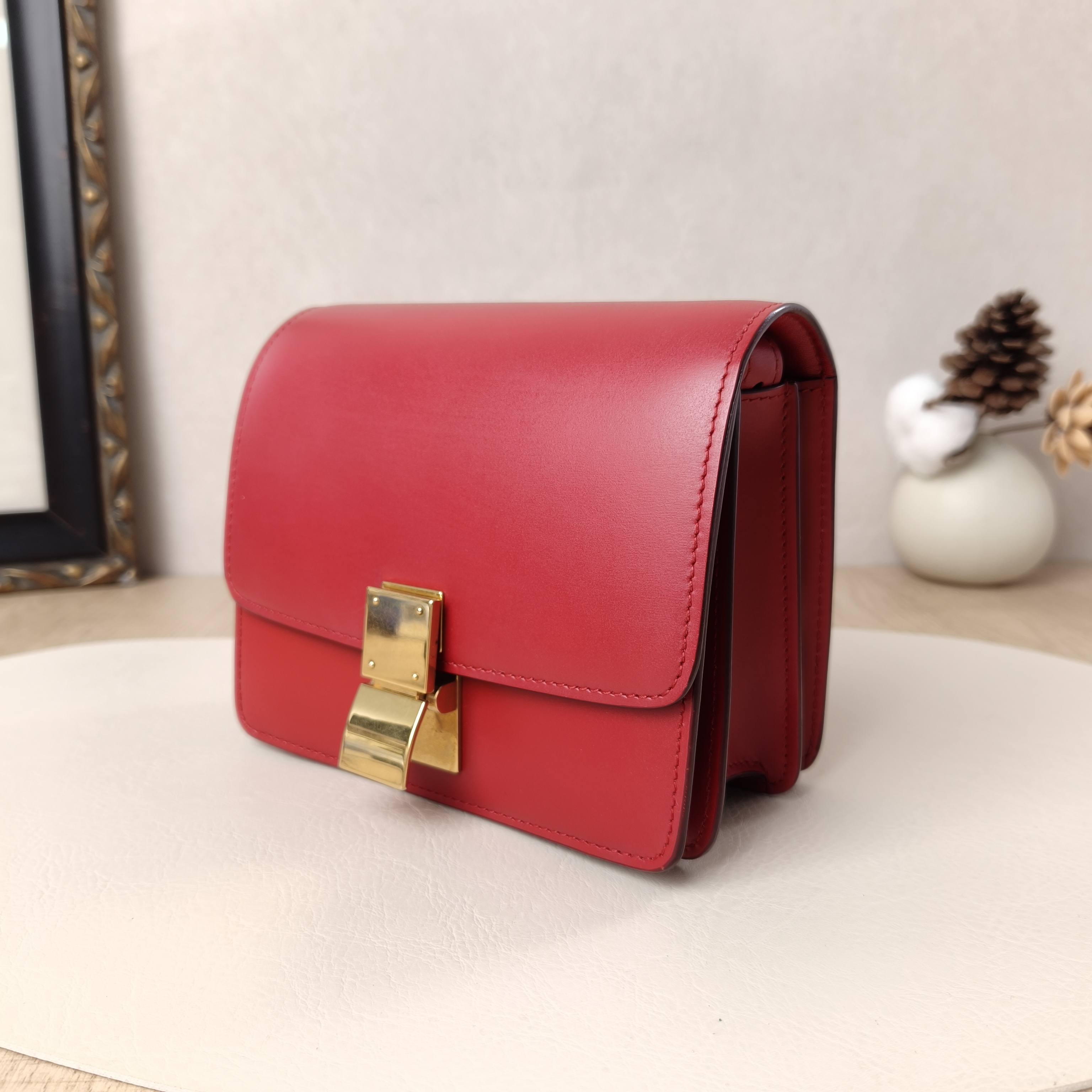 CELINE Crossbody Bag Classic Box Red Calfskinmini16 × 7 × 13 cm — cover view 8 of 11
