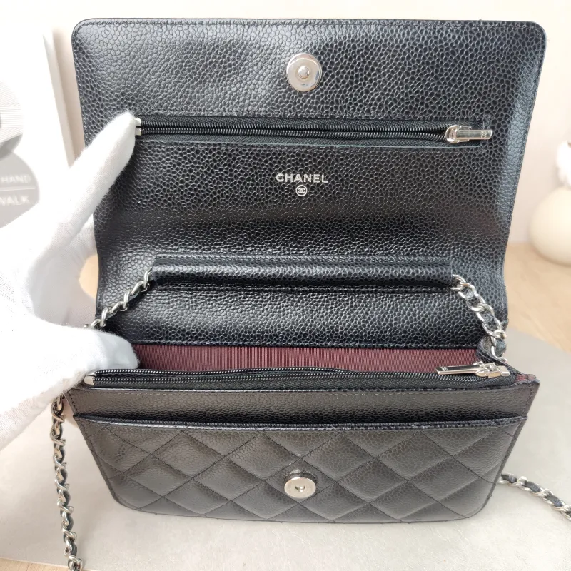 Chanel Crossbody Bag Classic Flap WOC CF WOCWOC Bag Black Grained Calfskin Mini 19.2 × 3.5 × 12.3 cm — detail view 5 of 15