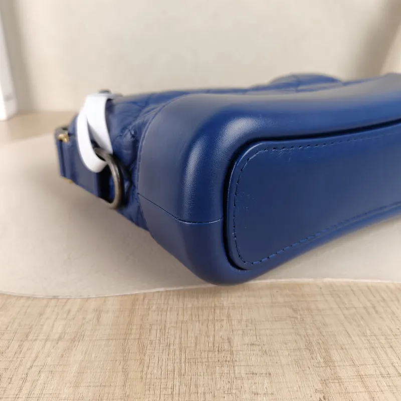 Chanel Crossbody Bag Gabrielle Gabrielle Bag Blue Calfskin Small20 × 8 × 15 cm — detail view 4 of 16