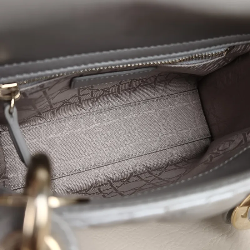 DIOR Crossbody Bag Lady Lady Dior Bag Mini12 × 5 × 10 cm — detail view 11 of 12