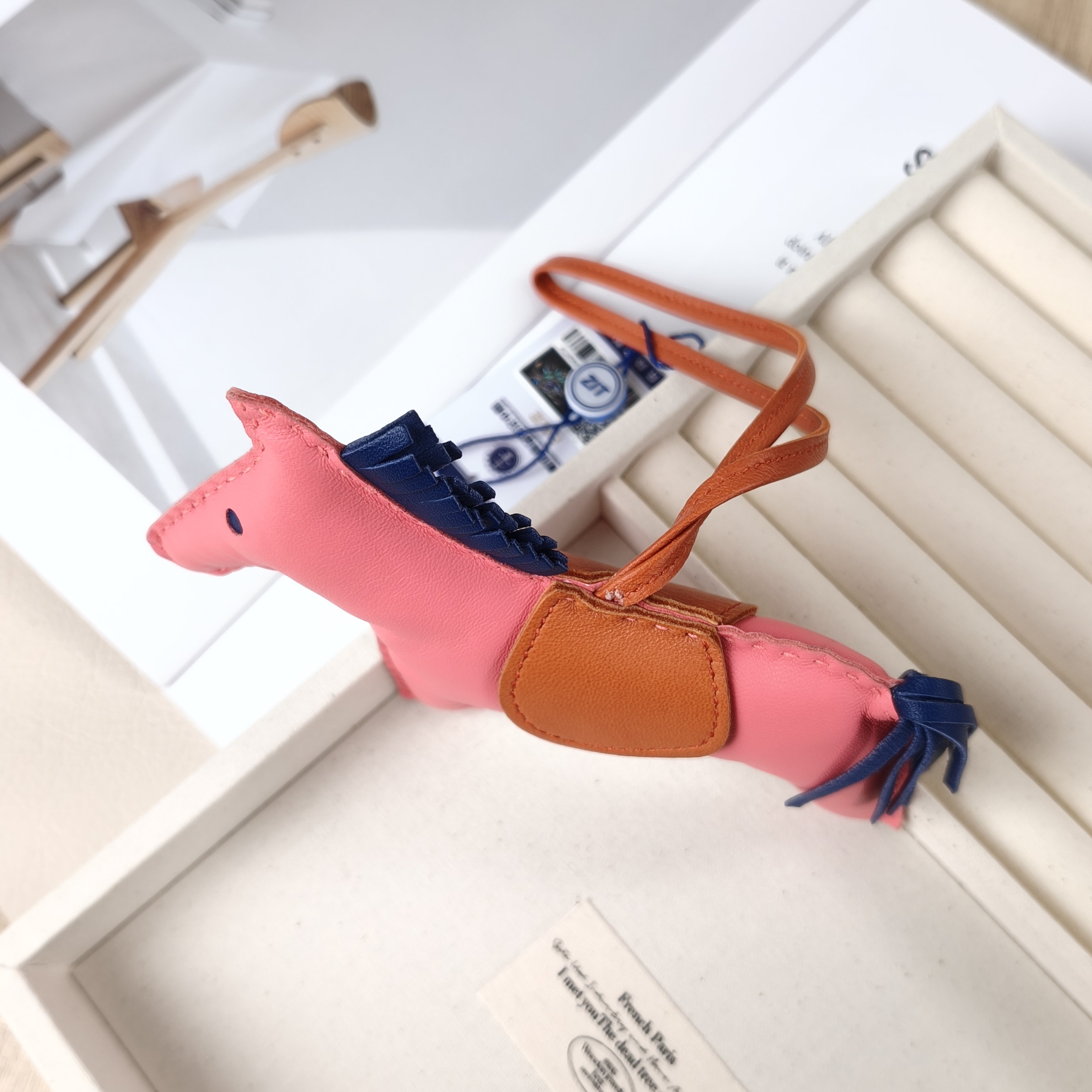 Hermès Charm Charm Pink Large — cover view 7 of 10