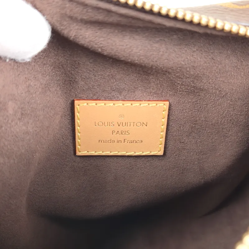 Louis Vuitton Crossbody Bag Side Trunk Box Monogram PVC Medium 23.5 × 8.5 × 16 cm — detail view 10 of 13