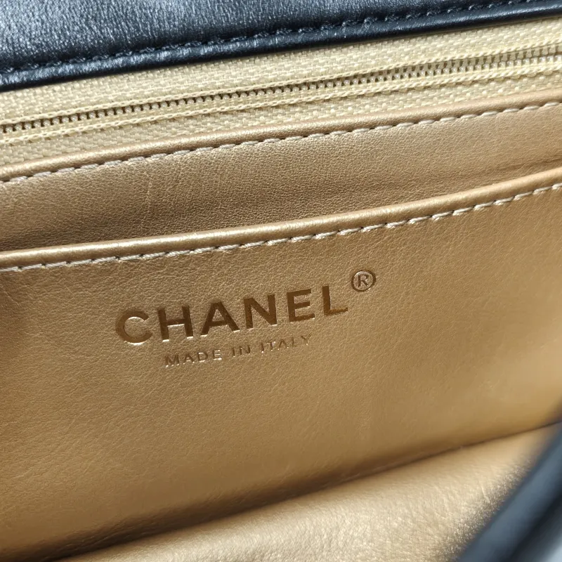 Chanel Crossbody Bag Classic Flap Large Mini CF Mini Black with Gold-Tone Hardware Lambskin mini 20 × 6 × 12 cm 29 — detail view 14 of 15