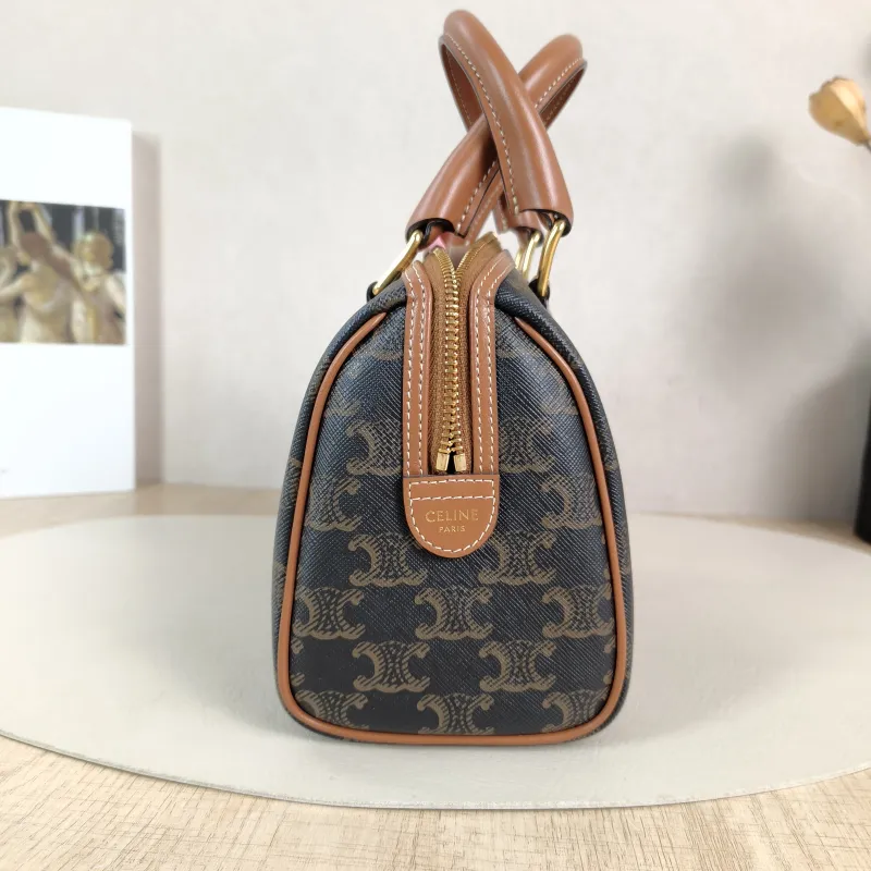 CELINE Crossbody Bag Monogram PVC Small 20 × 10.5 × 15.5 cm — detail view 4 of 11