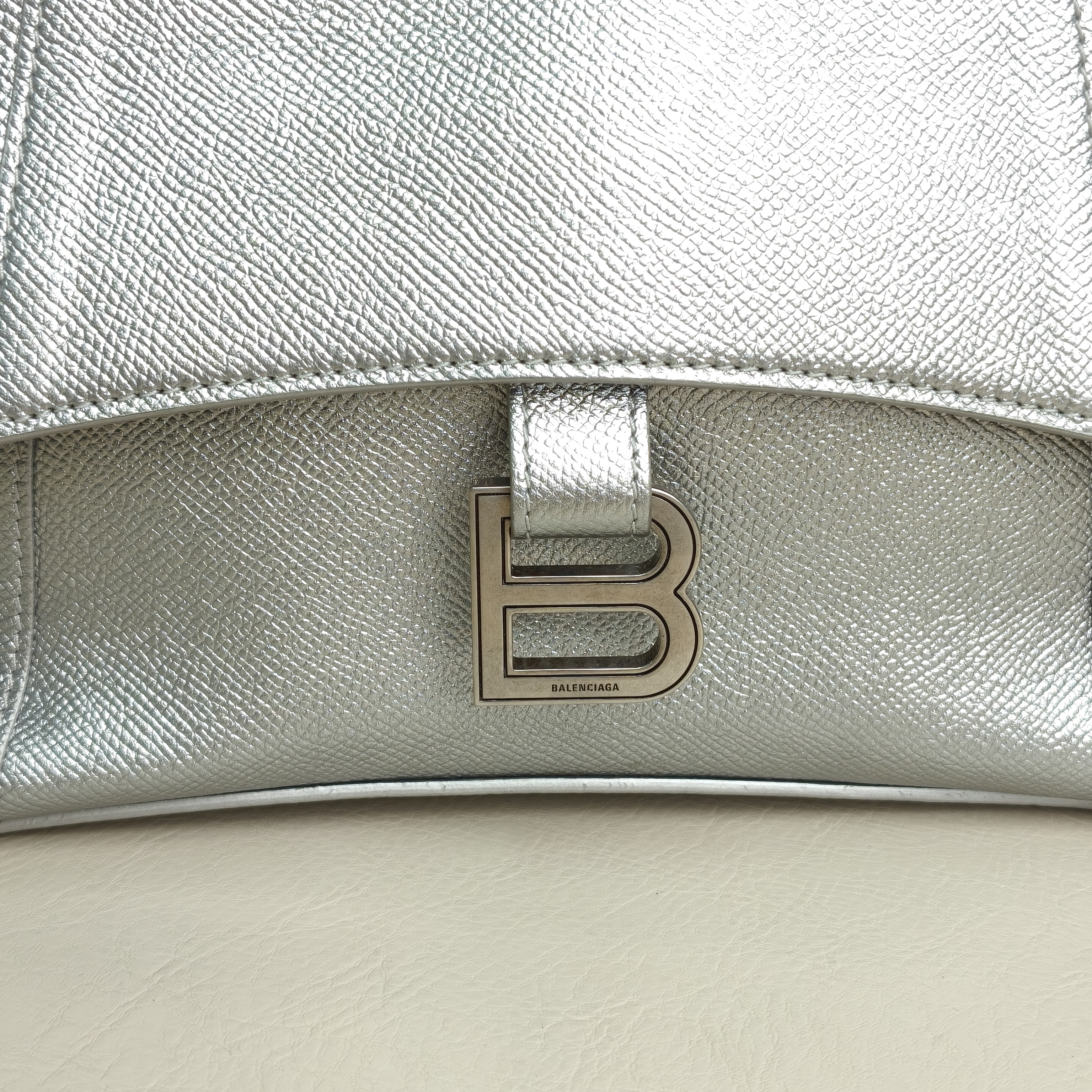 BALENCIAGA downtown Small Silver Calfskin · Shoulder Strap · 30 × 10 × 17 cm — cover view 9 of 11