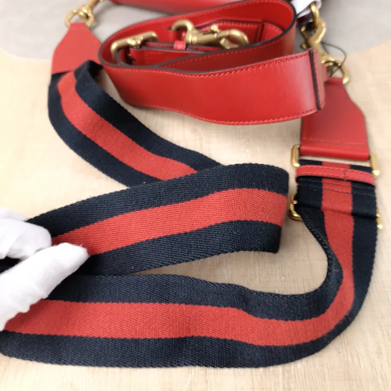 GUCCI Crossbody Bag Crossbody Bag Red Calfskin 23.5 × 7 × 18 cm — detail view 7 of 15