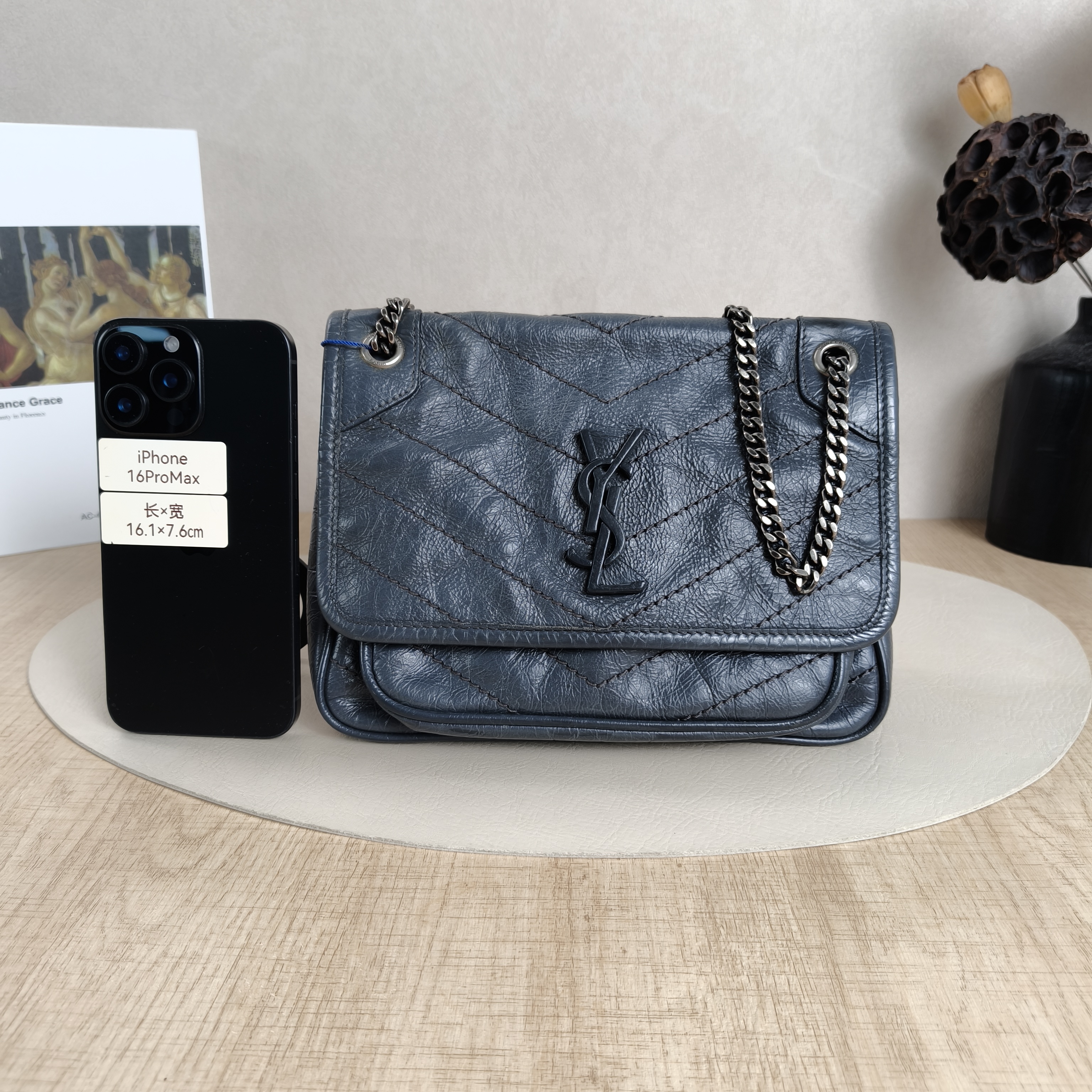 SAINT LAURENT Crossbody Bag Niki Grey Waxed Leather Calfskin Small21 × 7.5 × 16 cm — cover view 8 of 10