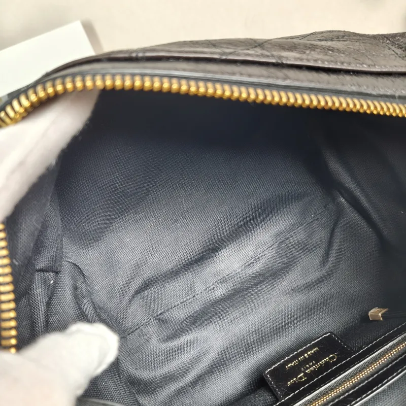 DIOR Shoulder Bag D-Journey Shoulder Bag Hobo Black Calfskin Small 25.5 × 14 × 14.5 cm — detail view 7 of 10