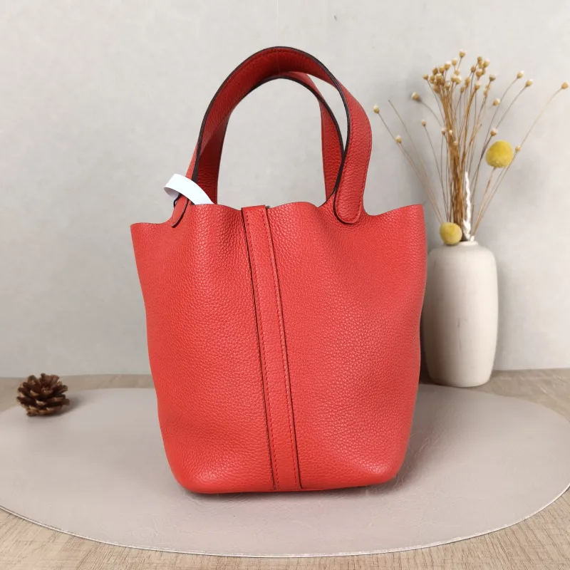 Hermès Top Handle Bag Picotin Lock 18 18S3 Red TC Calfskin Small18 × 13 × 18 cm — cover view 2 of 5