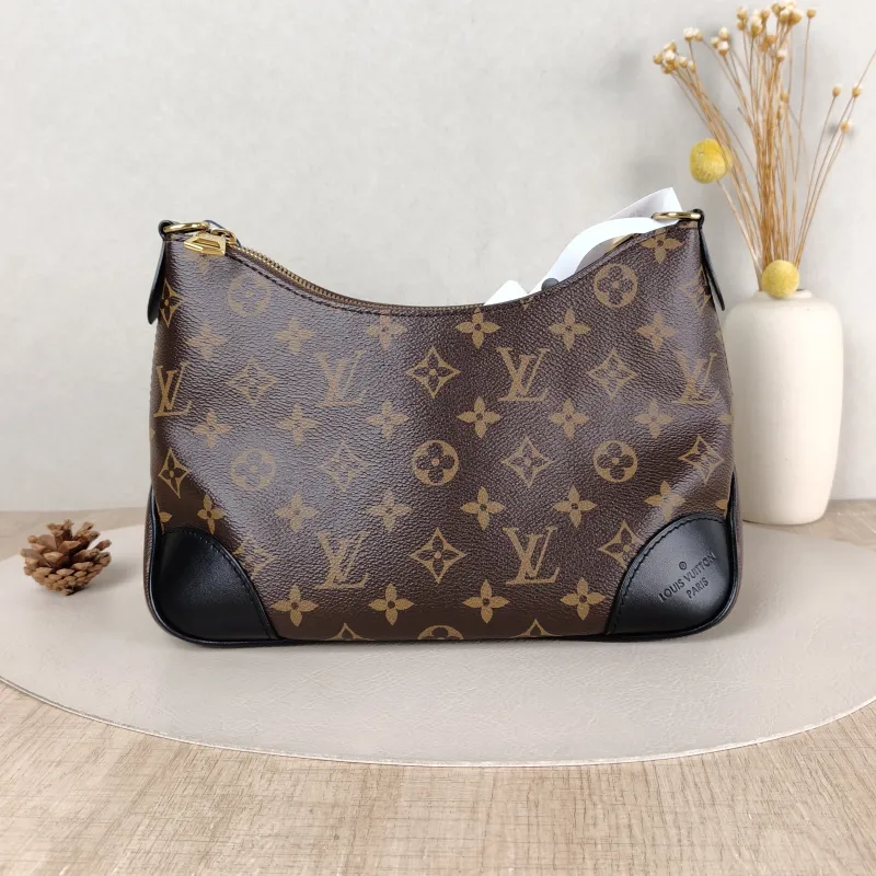 Louis Vuitton Crossbody Bag Boulogne PVC Small 26 × 9.5 × 16 cm — cover view 3 of 5