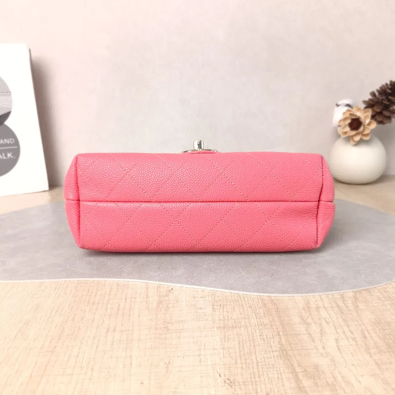 Chanel Crossbody Bag CF Crossbody Bag Red Grained Calfskin One Size 21 × 8 × 13 cm 29 — cover view 5 of 5