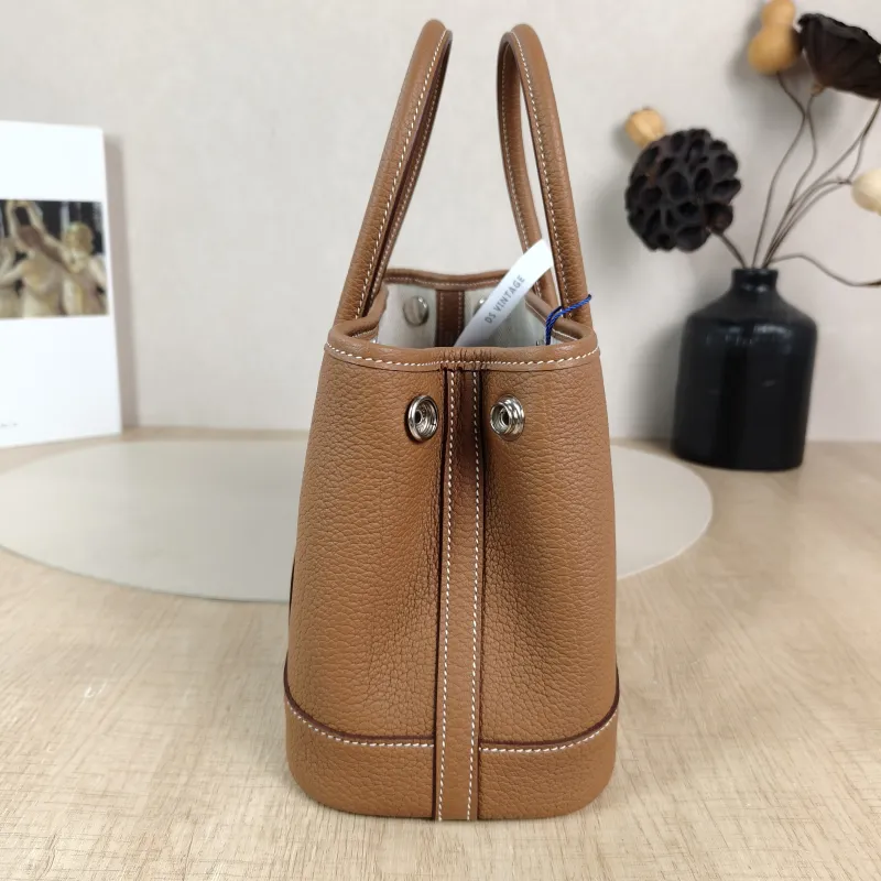 Hermès Top Handle Bag Neo Garden 23 Mini Negonda Calfskin Mini 23 × 10 × 16 cm W — detail view 4 of 9