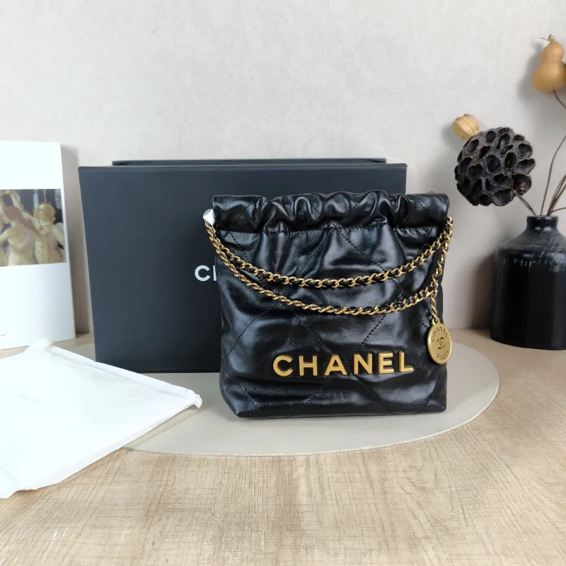Chanel Shoulder Bag 22Bag Black CC alfskin Mini 20 × 6 × 19 cm — cover view 5 of 6