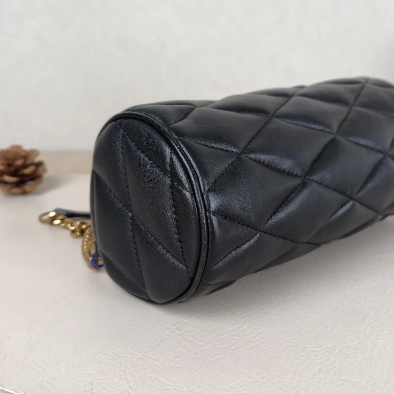 SAINT LAURENT Shoulder Bag Sade Black SL ambskinmini20 × 10 × 10 cm — detail view 10 of 11
